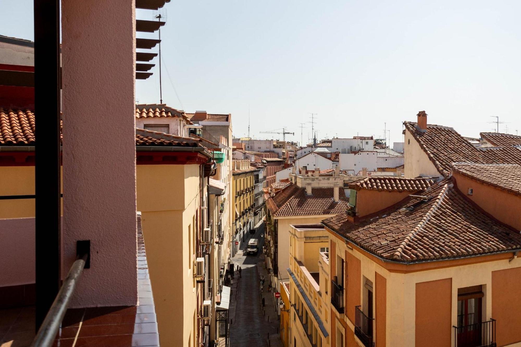 Apolo En Madrid Apartment Exterior photo